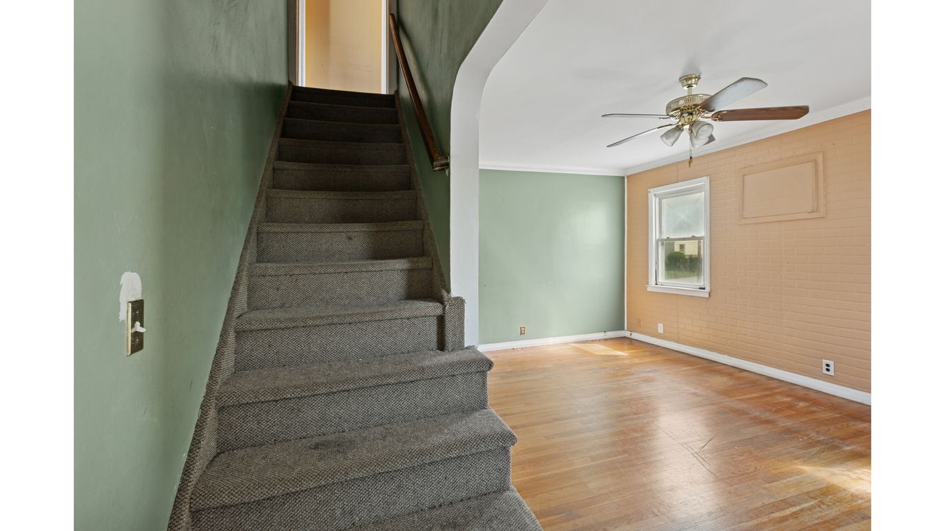 DE Listing image placeholder