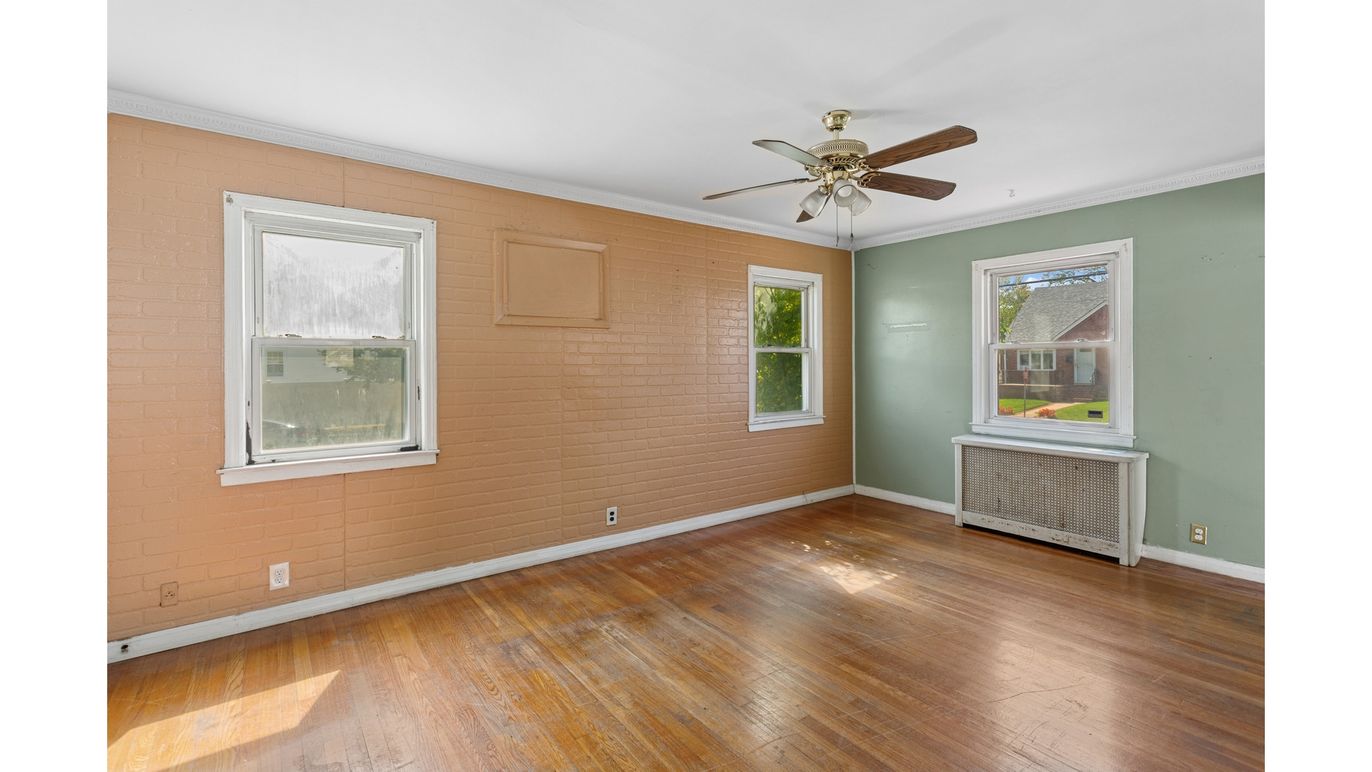 DE Listing image placeholder