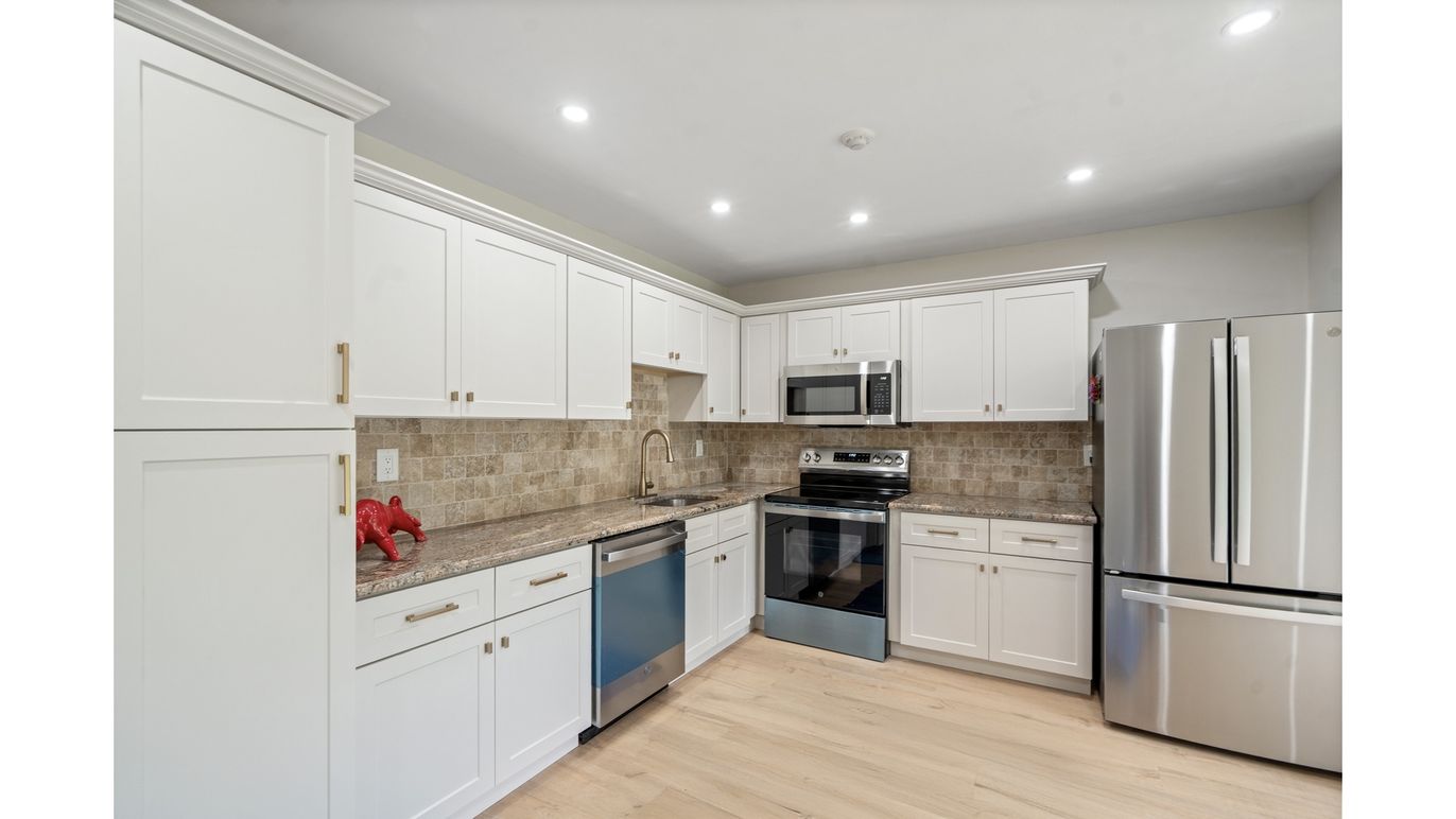 DE Listing image placeholder