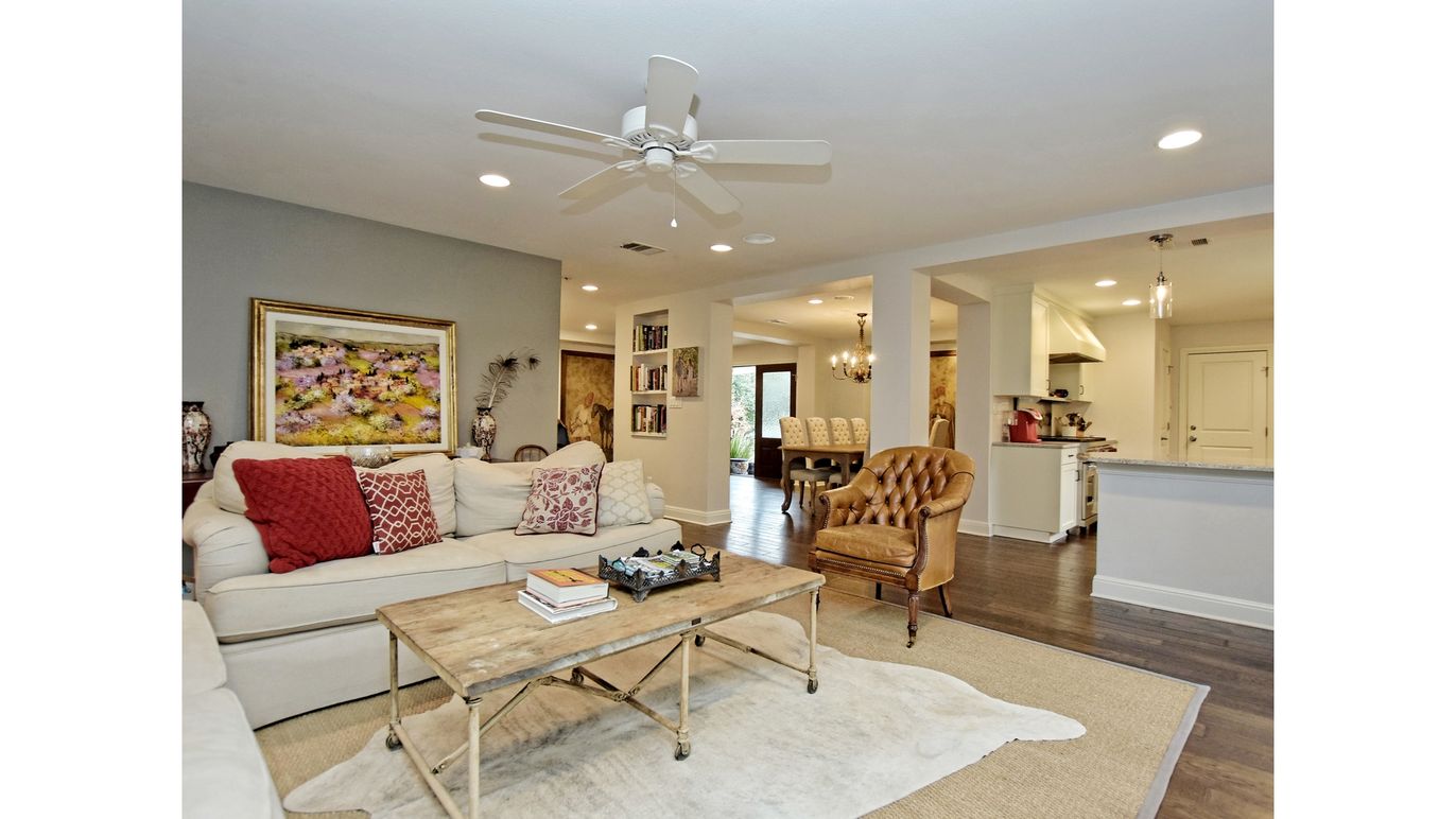 Chandelier, Dining room, Interior, Living room, Recessed Lighting, Wood Texture Flooring