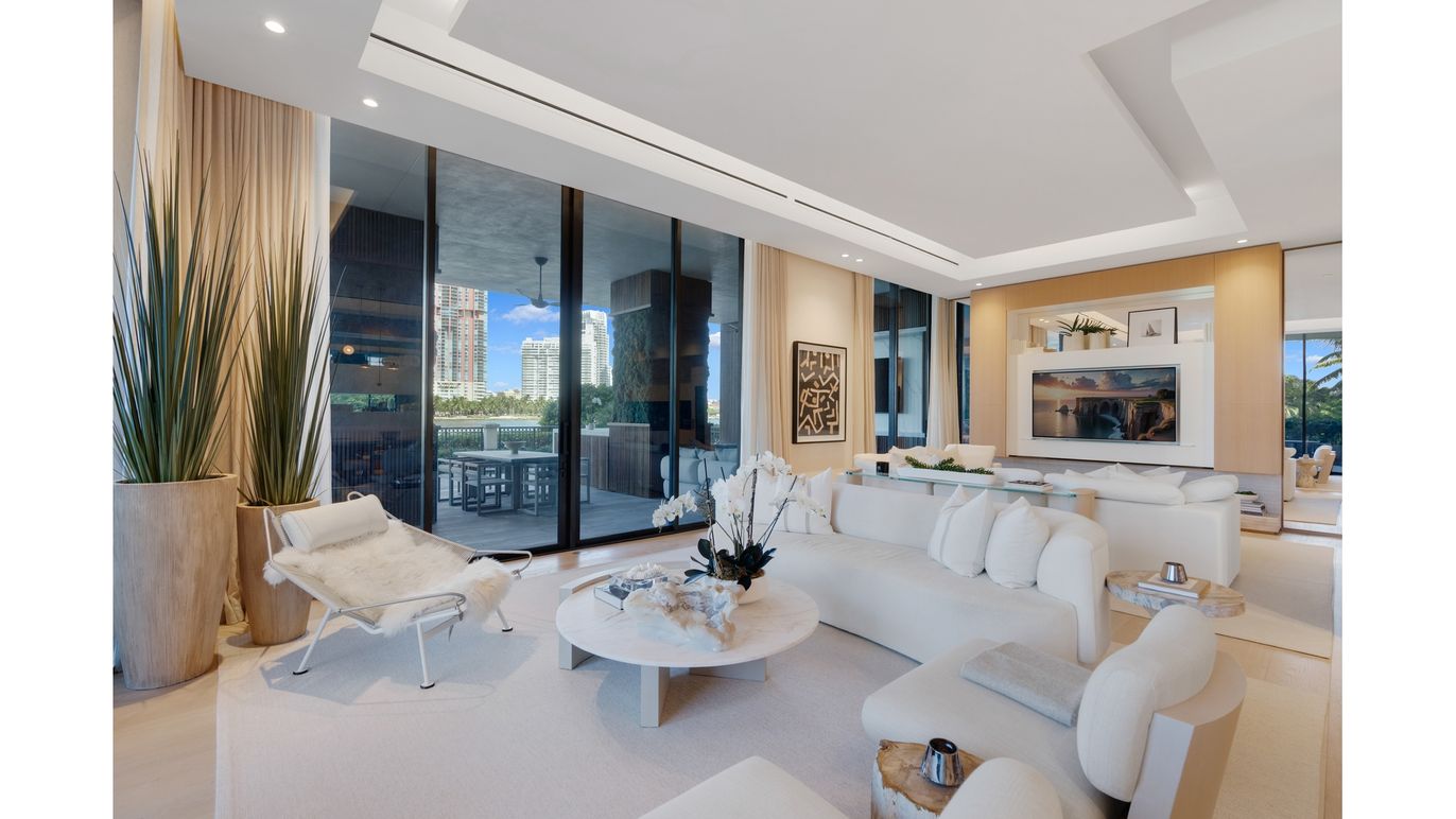 DE Listing image placeholder