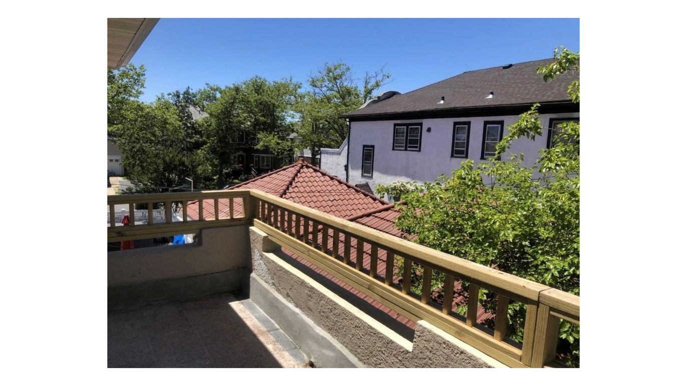 DE Listing image placeholder