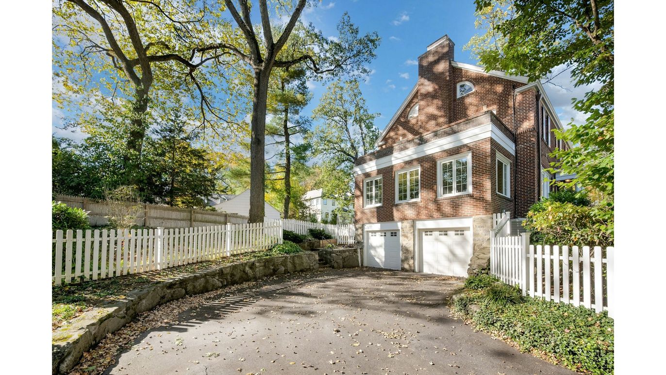 DE Listing image placeholder