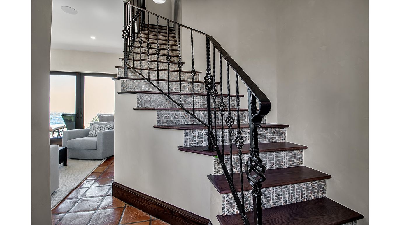 DE Listing image placeholder