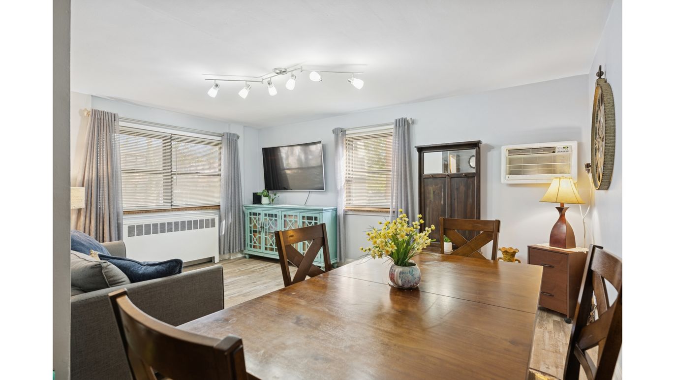 DE Listing image placeholder