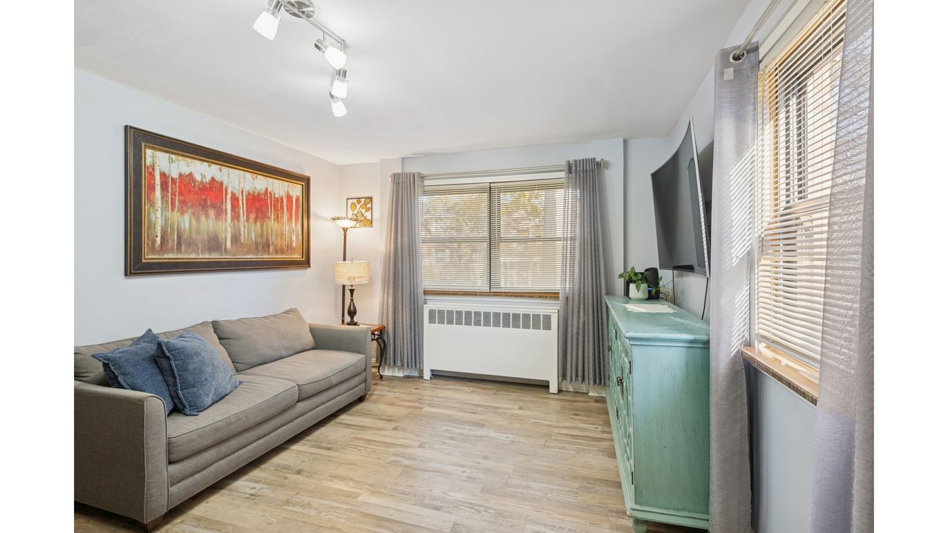 DE Listing image placeholder