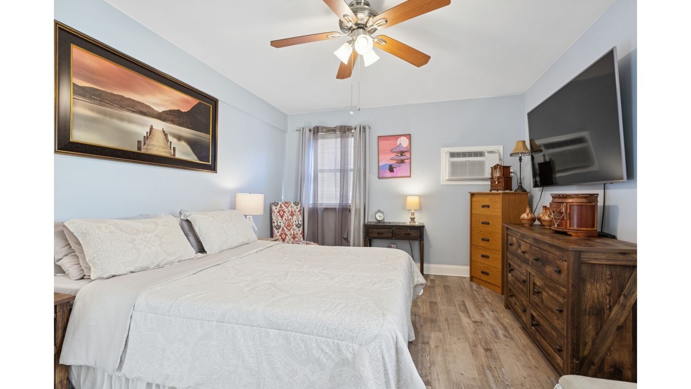 DE Listing image placeholder