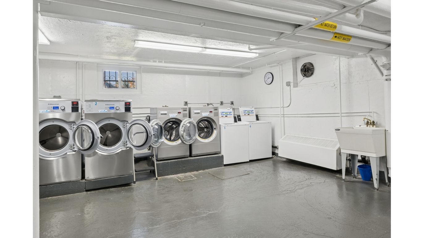 DE Listing image placeholder