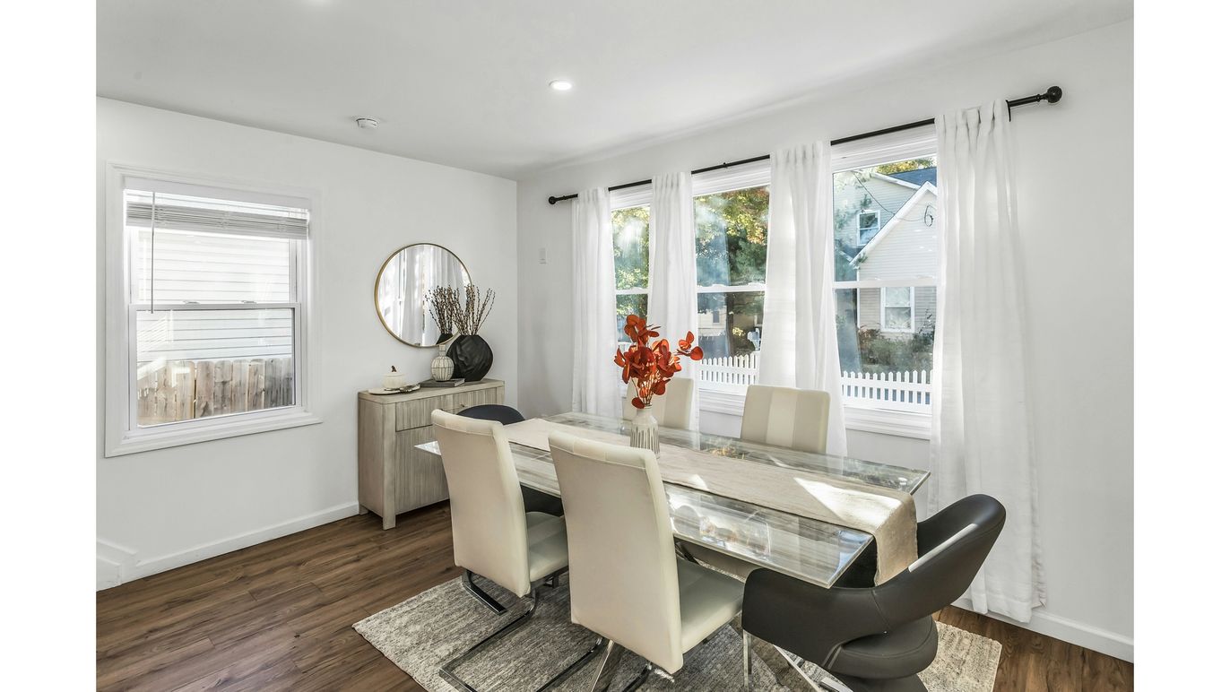 DE Listing image placeholder