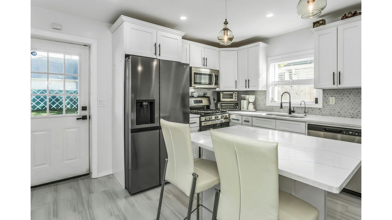 DE Listing image placeholder