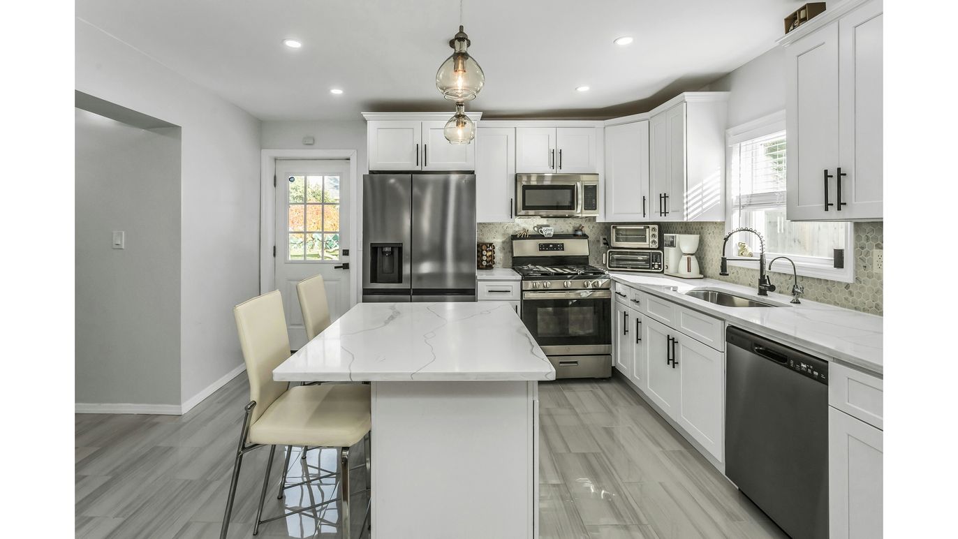 DE Listing image placeholder