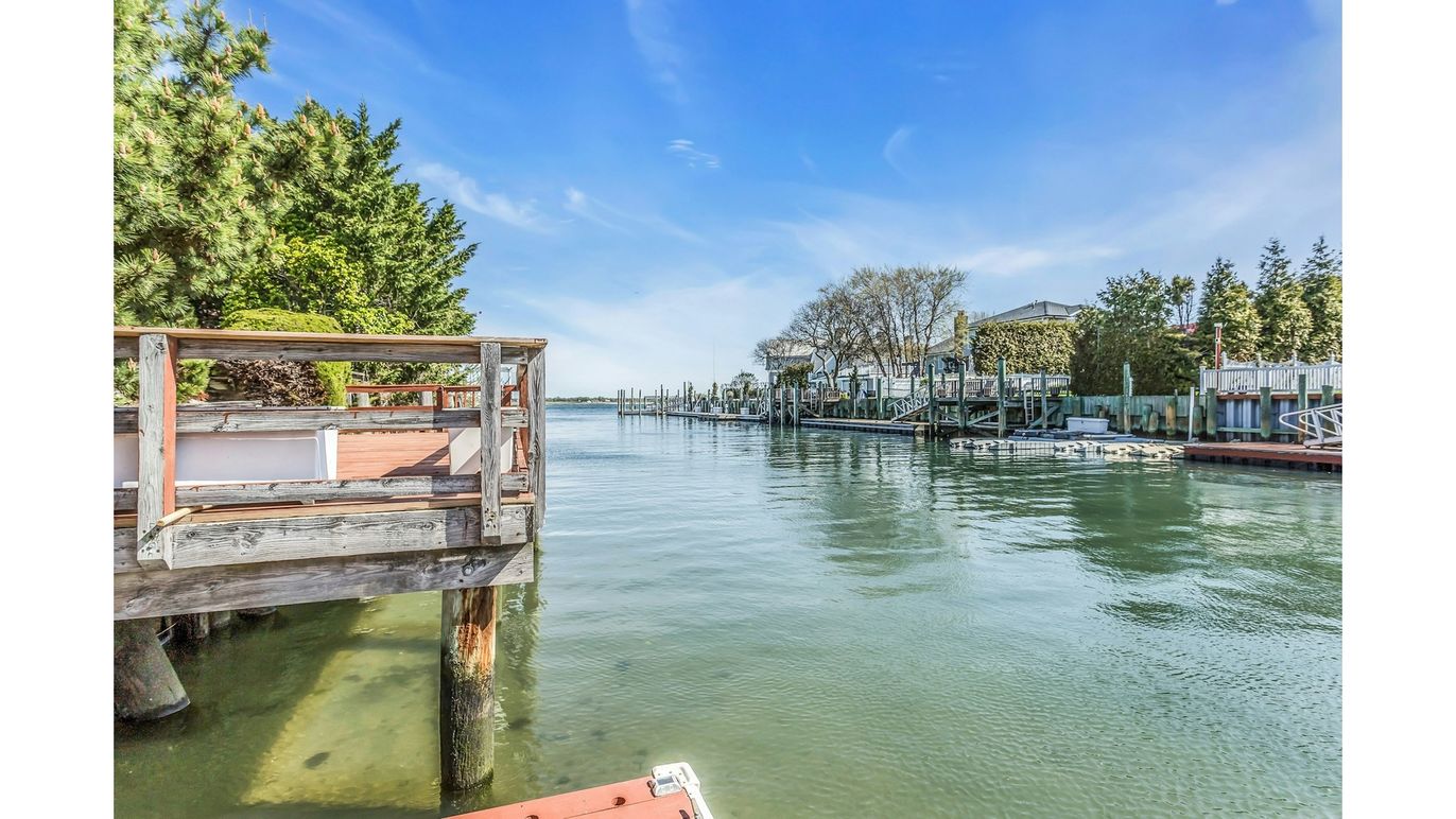 DE Listing image placeholder