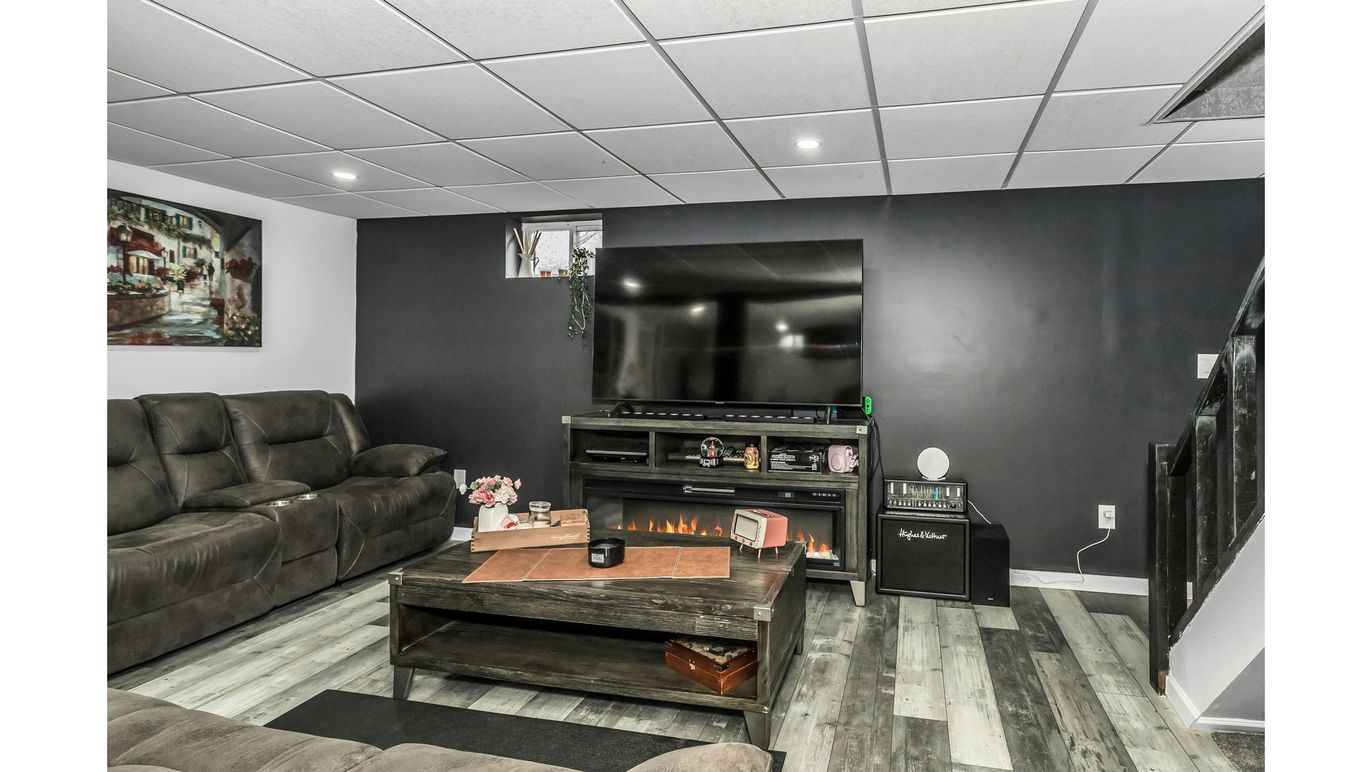 DE Listing image placeholder