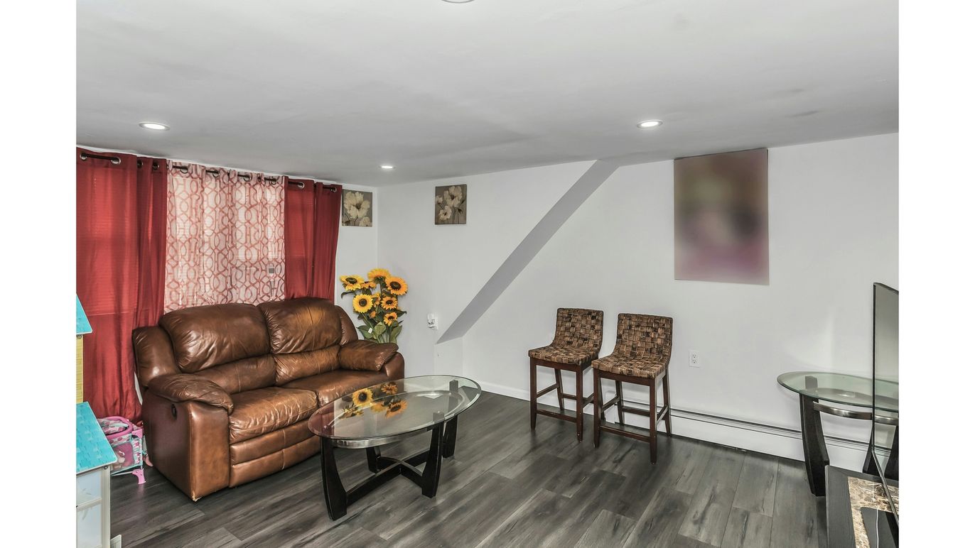 DE Listing image placeholder