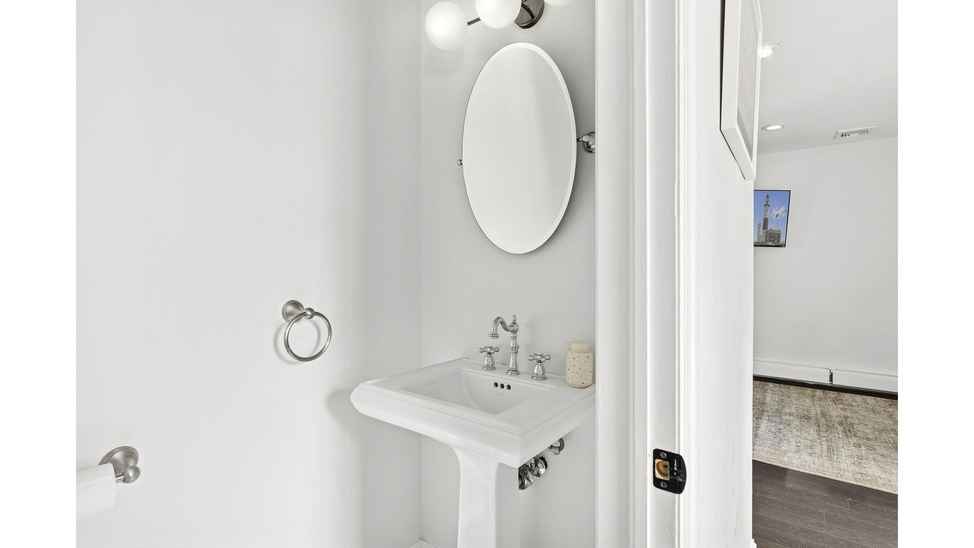 DE Listing image placeholder