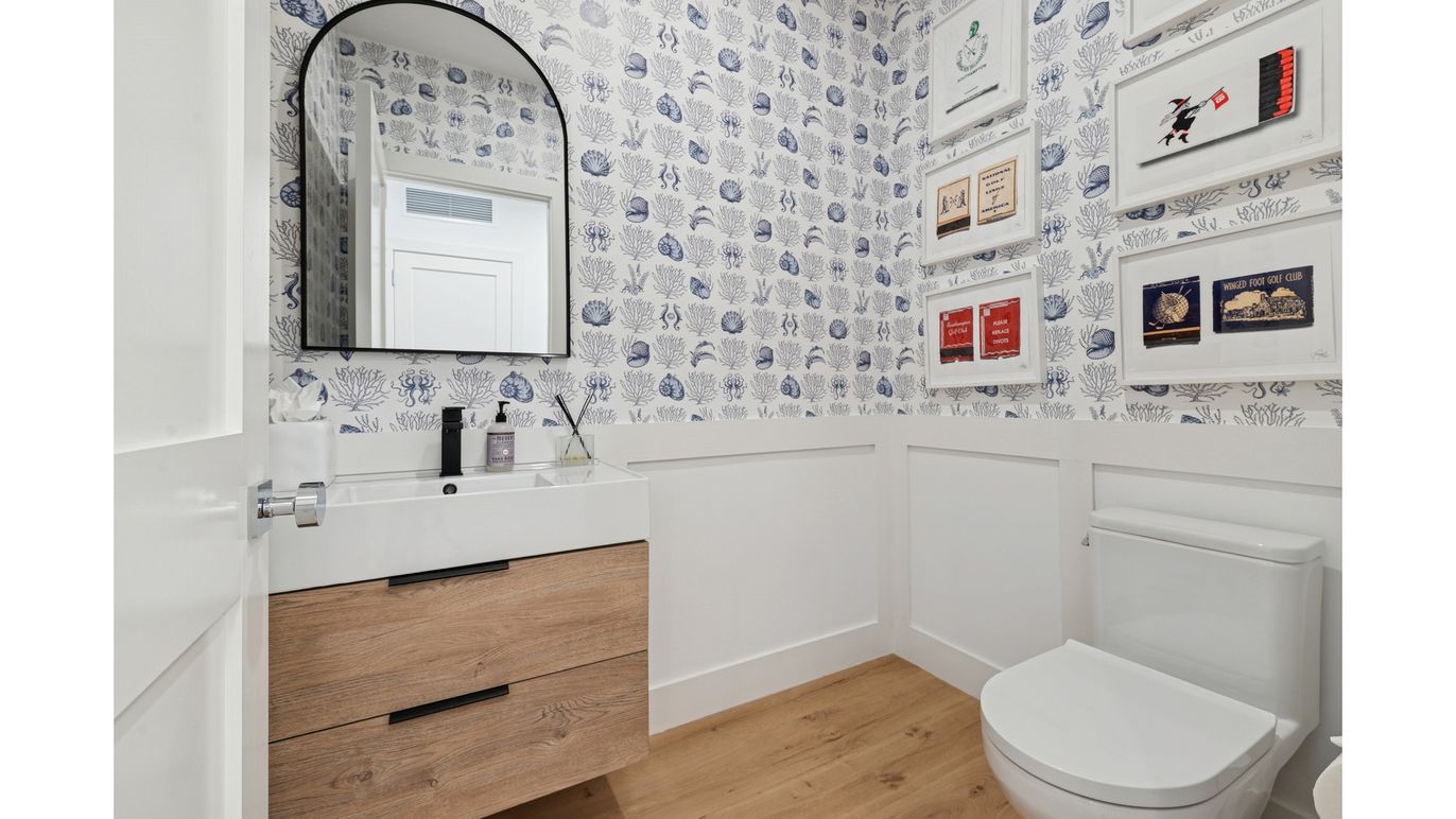 Bathroom, Interior, Wood Texture Flooring