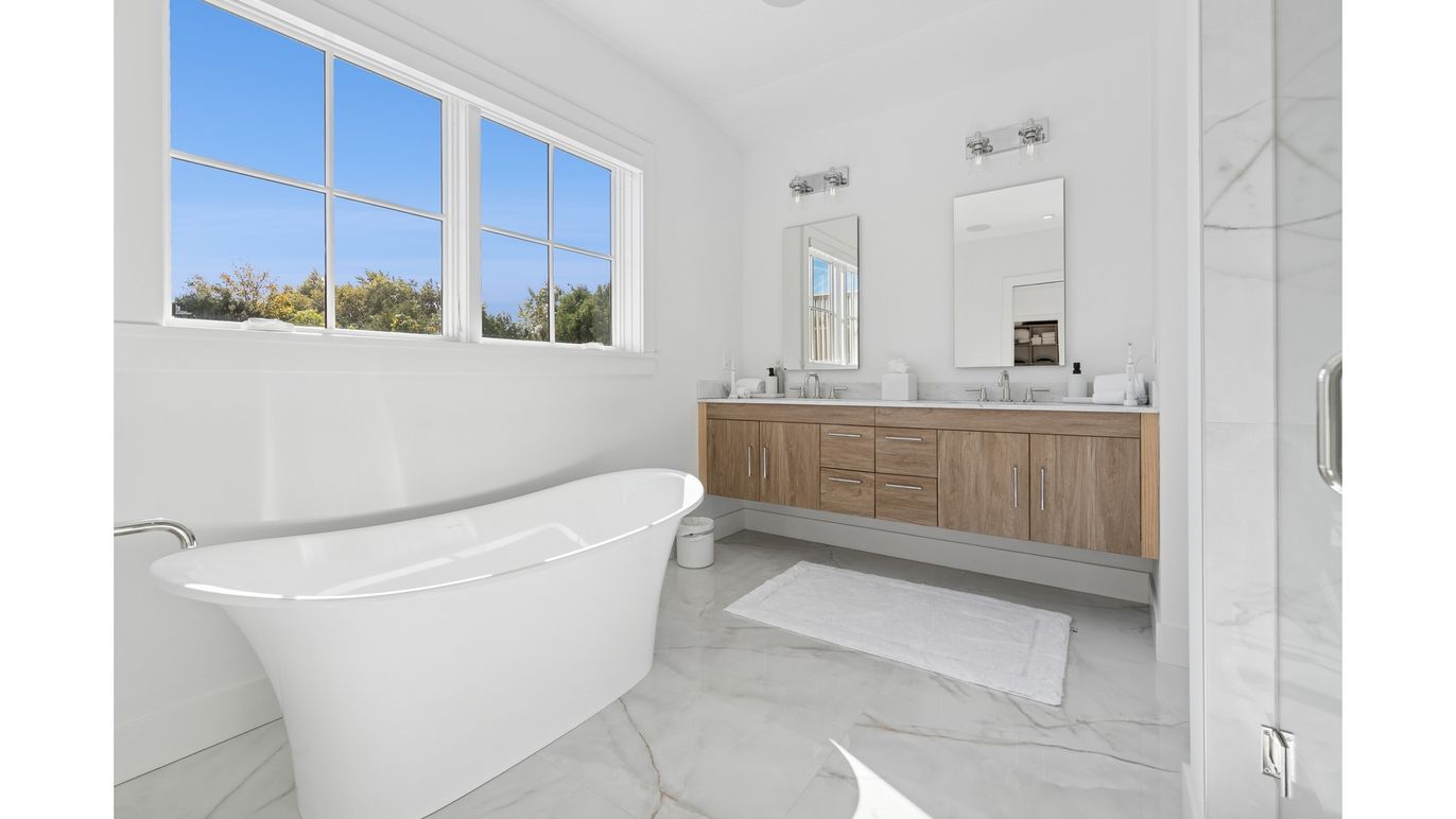 Bathroom, Dual Sink Vanities, Free Standing Baths, Interior, Marble