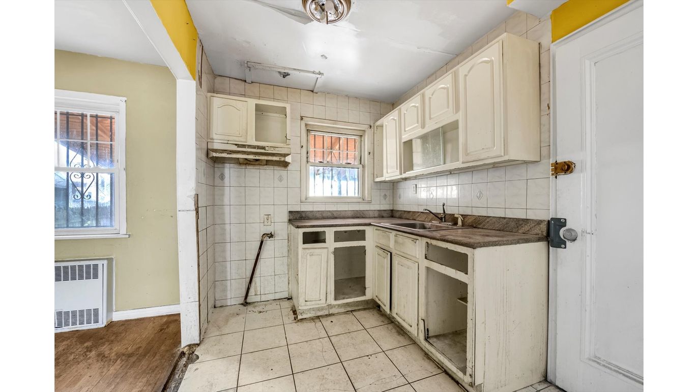 DE Listing image placeholder