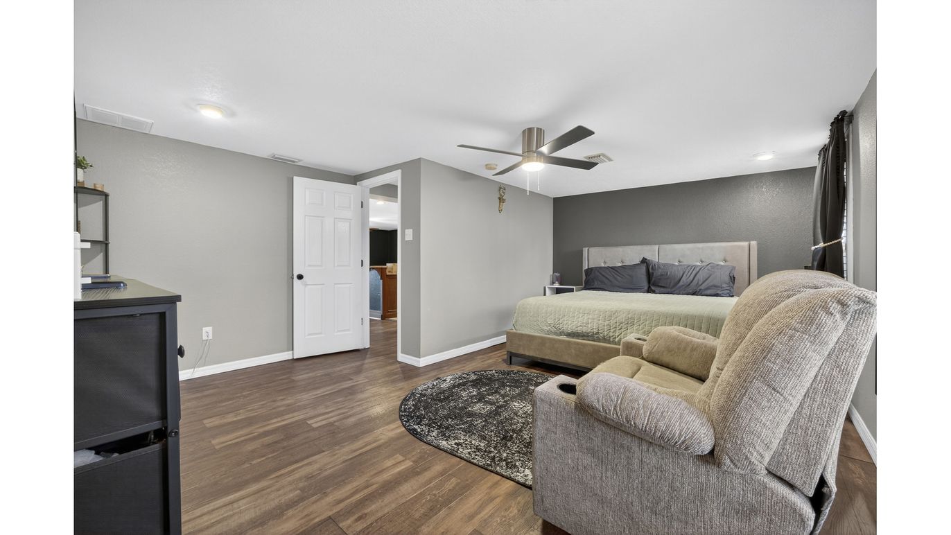 Bedroom, Interior, Recessed Lighting, Wood Texture Flooring