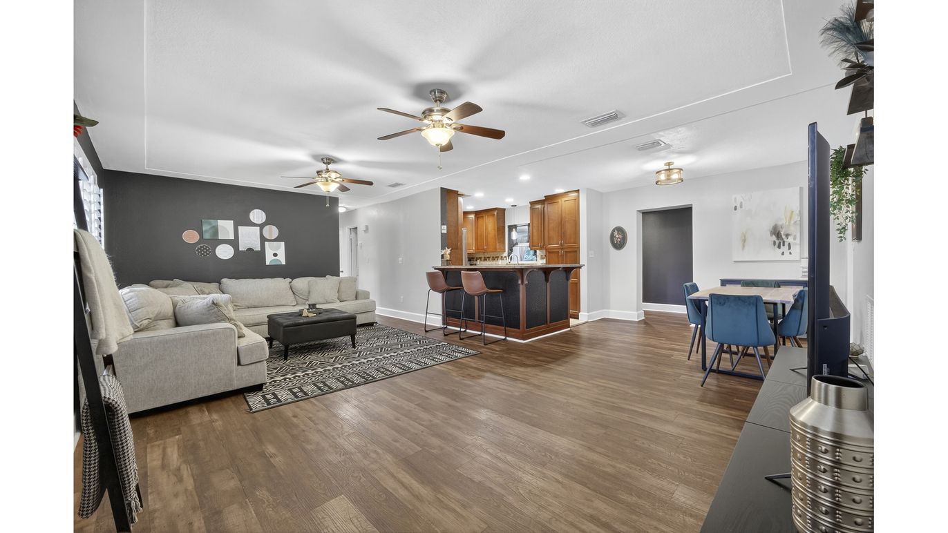 Dining room, Interior, Kitchen, Living room, Recessed Lighting, Wood Texture Flooring