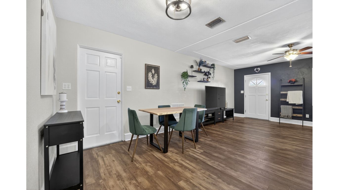 Dining room, Interior, Wood Texture Flooring