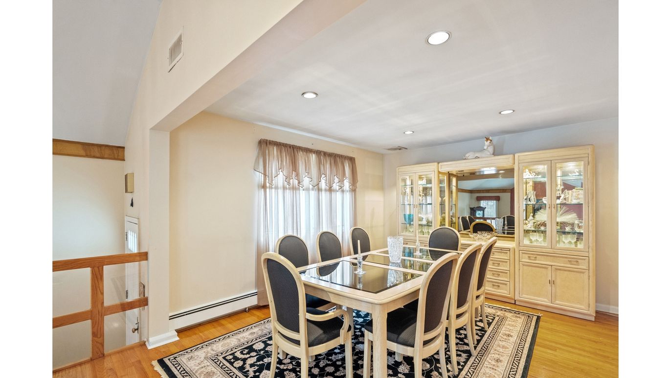 Dining room, Interior, Recessed Lighting, Wood Texture Flooring