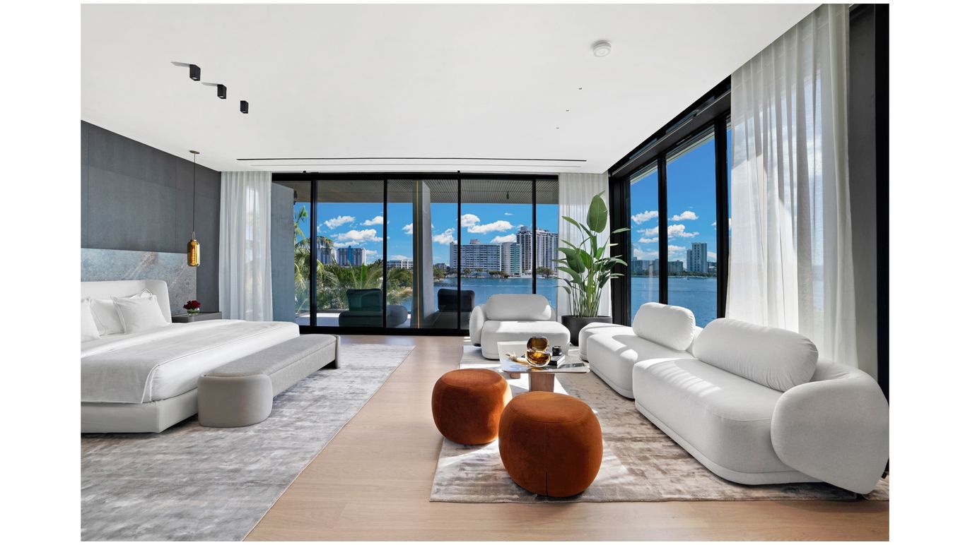 Bedroom, Interior, Living room, Water, Wood Texture Flooring