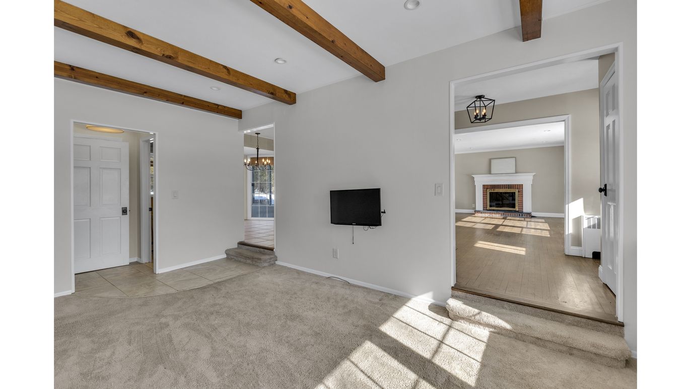Empty room, Fireplace, Interior, Wooden Beams