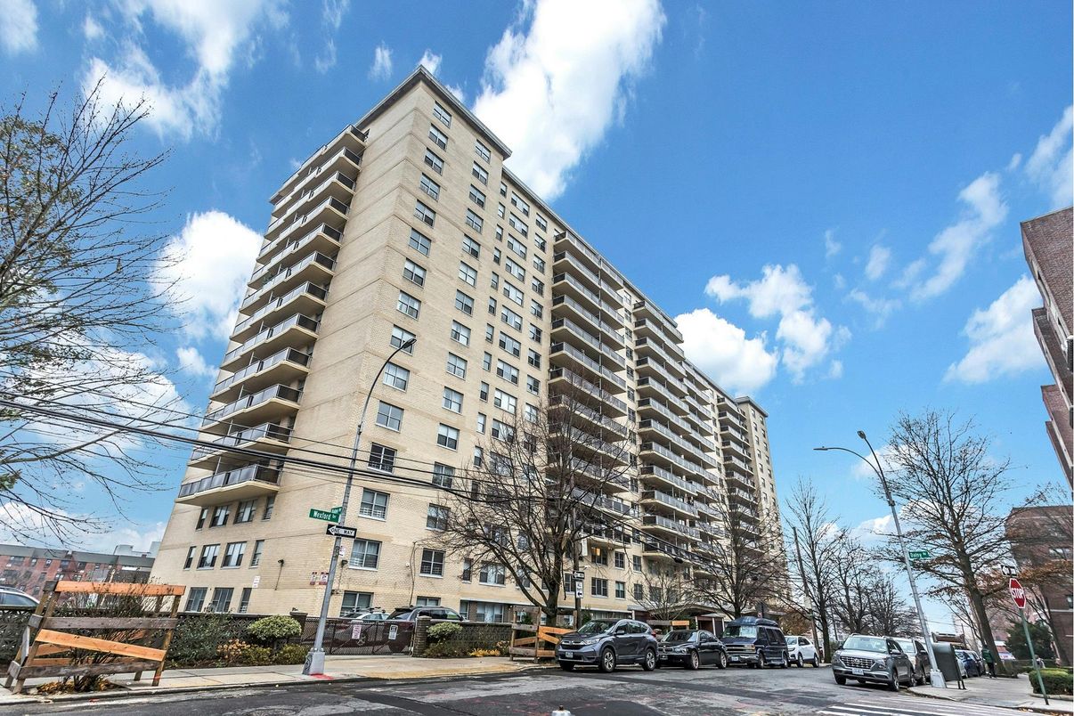 DE Listing image placeholder