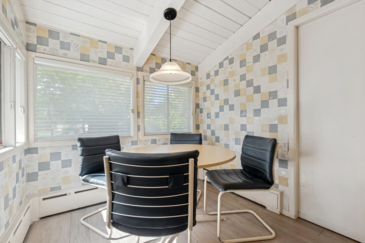 DE Listing image placeholder