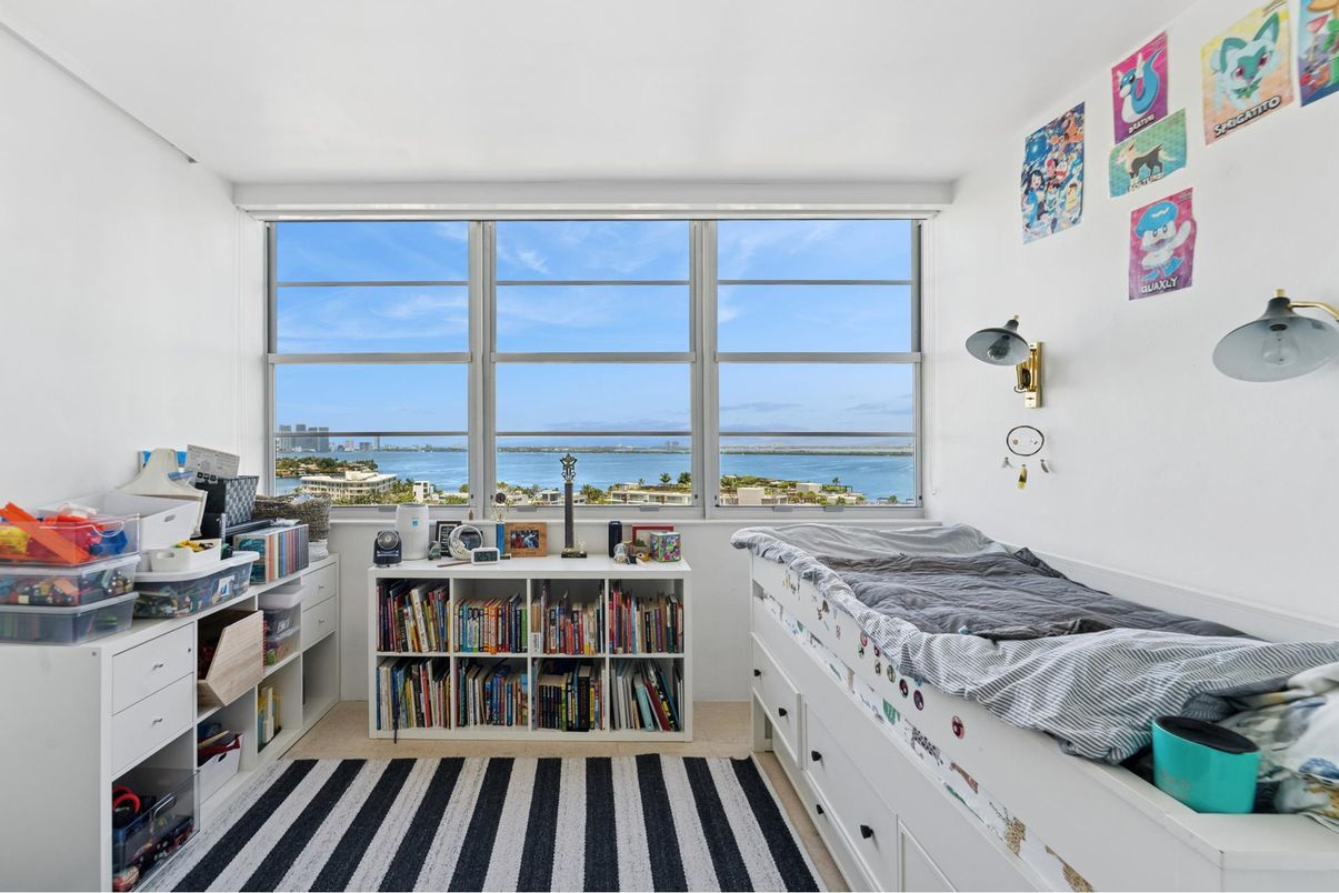 DE Listing image placeholder