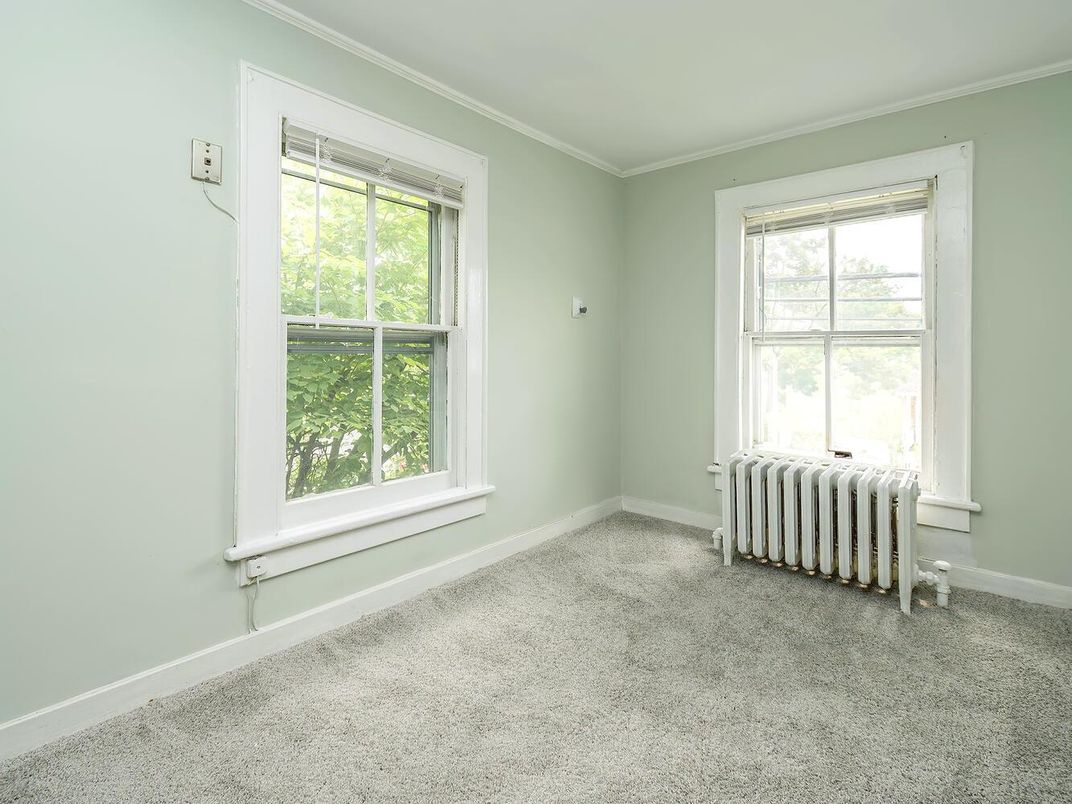 DE Listing image placeholder