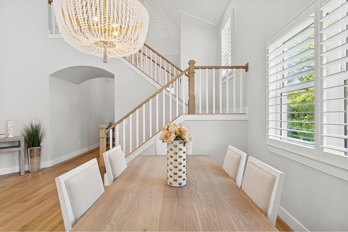 Dining room, Interior, Wood Texture Flooring