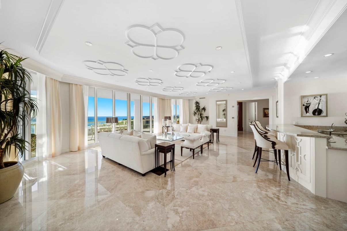 Interior, Living room, Recessed Lighting, Water