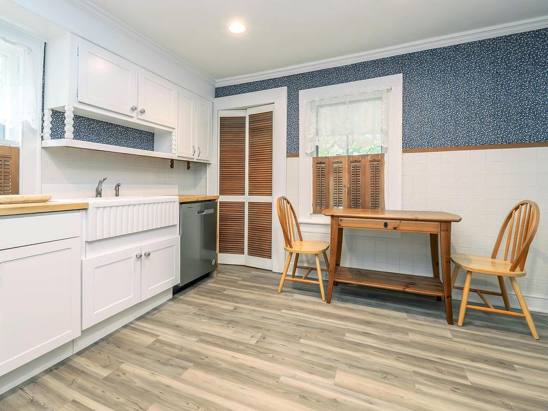 DE Listing image placeholder