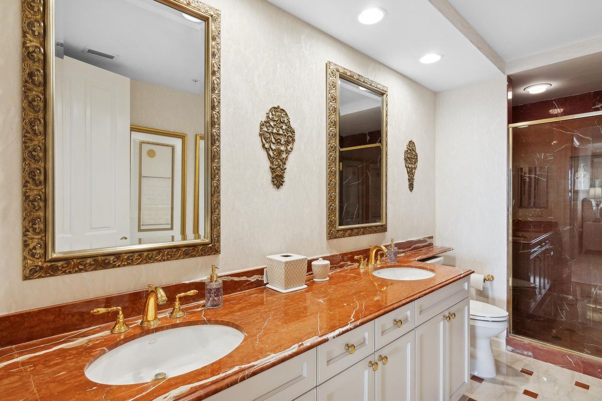 Bathroom, Dual Sink Vanities, Glass Shower, Interior, Recessed Lighting