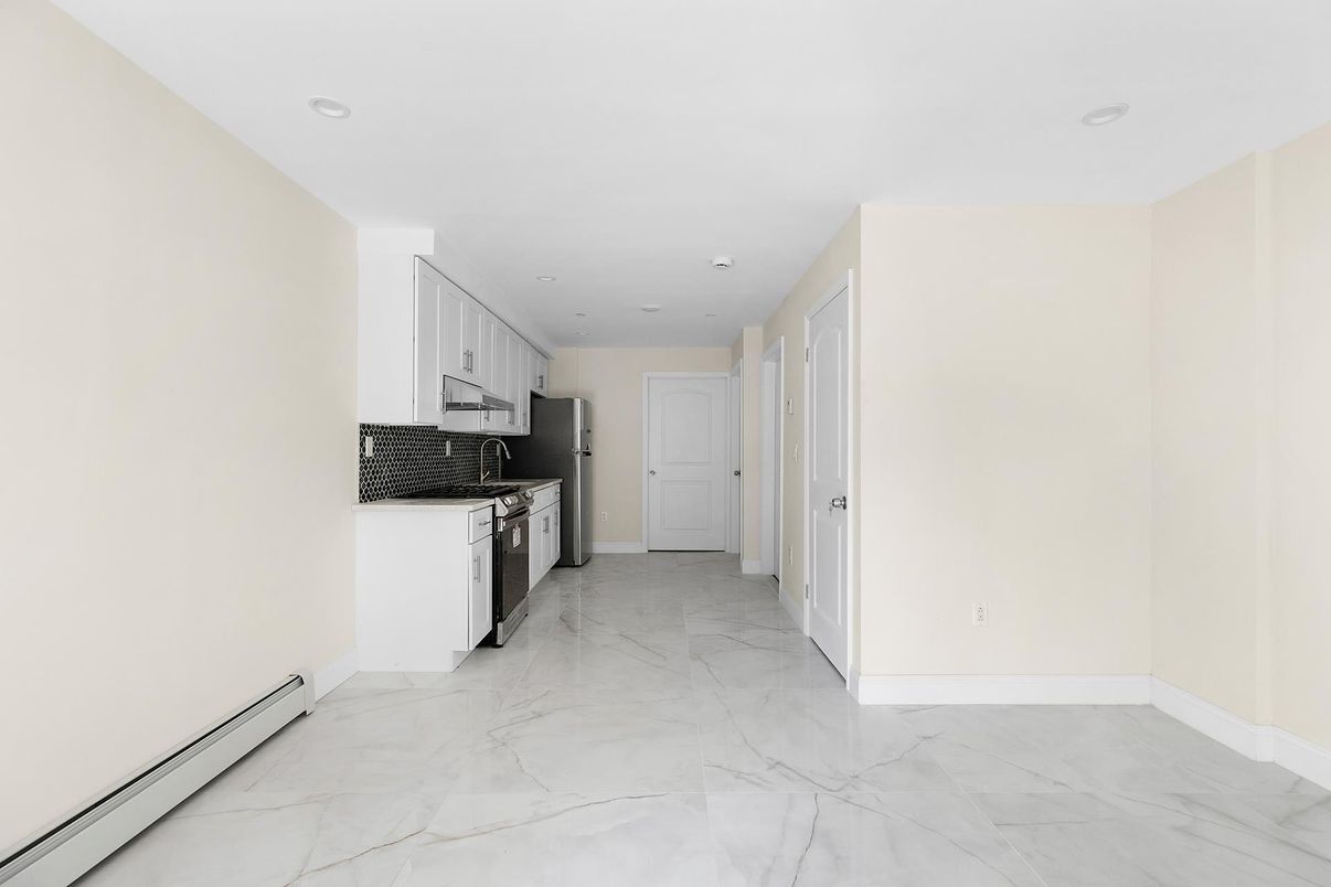 Interior, Kitchen, Marble, Recessed Lighting, Stainless Steel Appliances