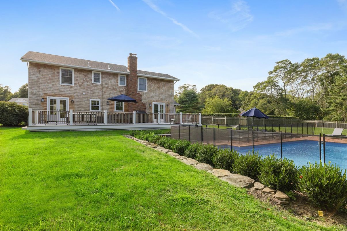 Backyard, Exterior, Pool