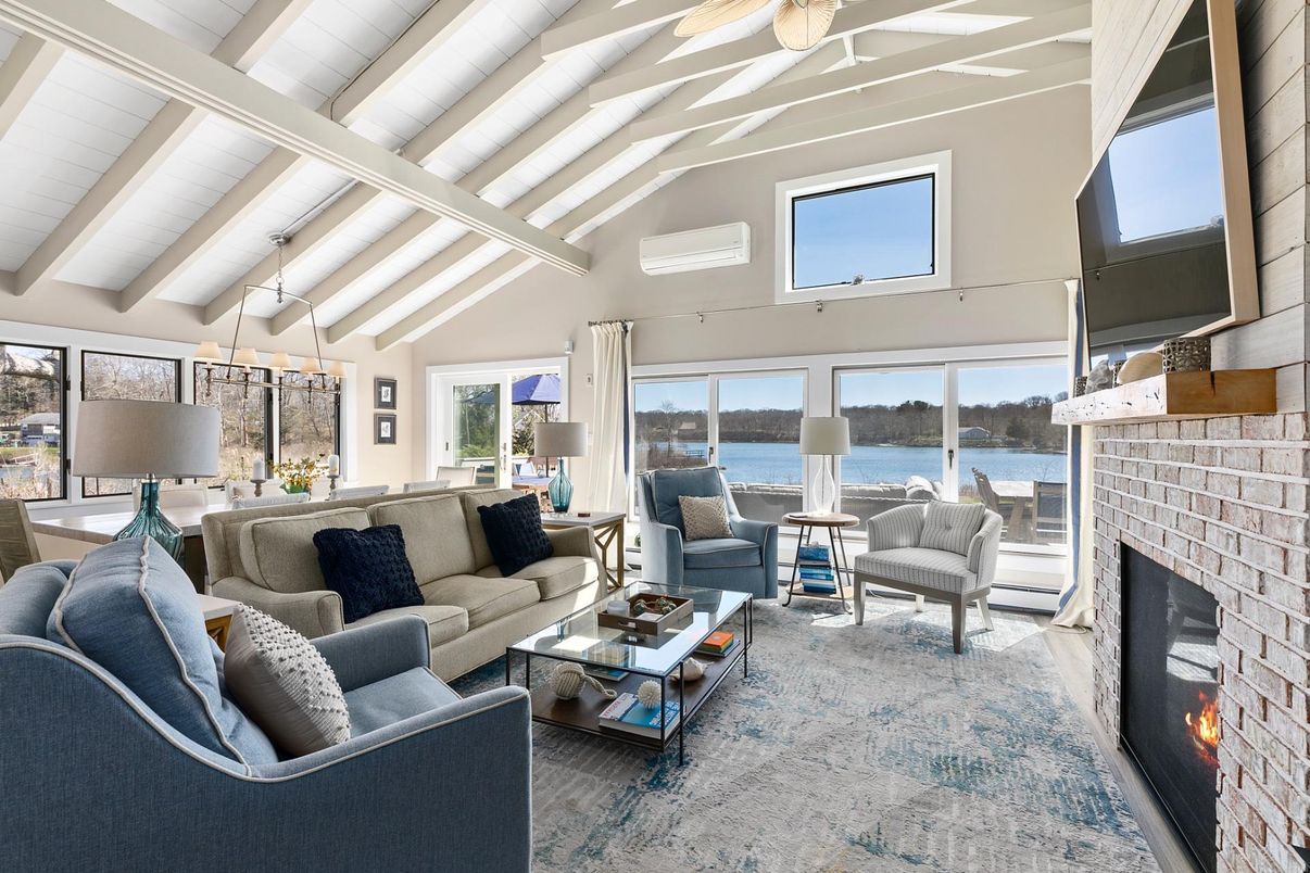 Fireplace, Interior, Living room, Pendant Lights, Water