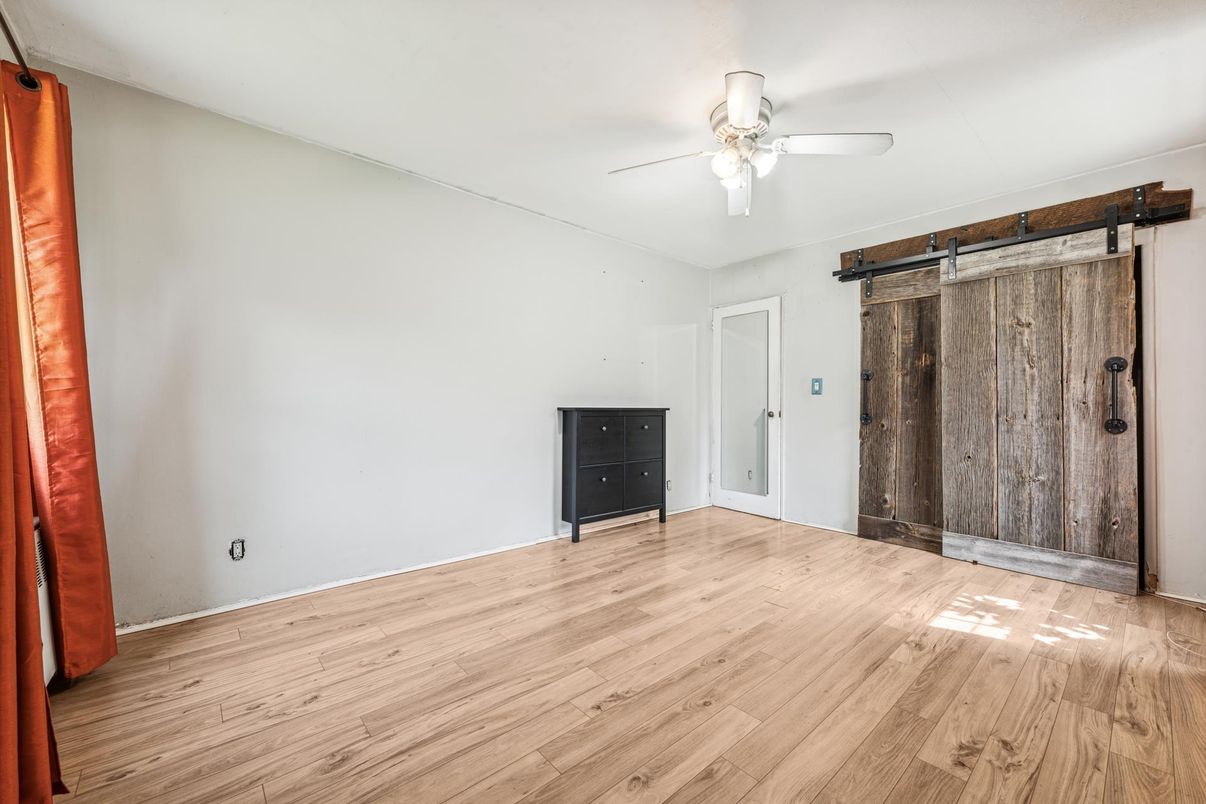 DE Listing image placeholder