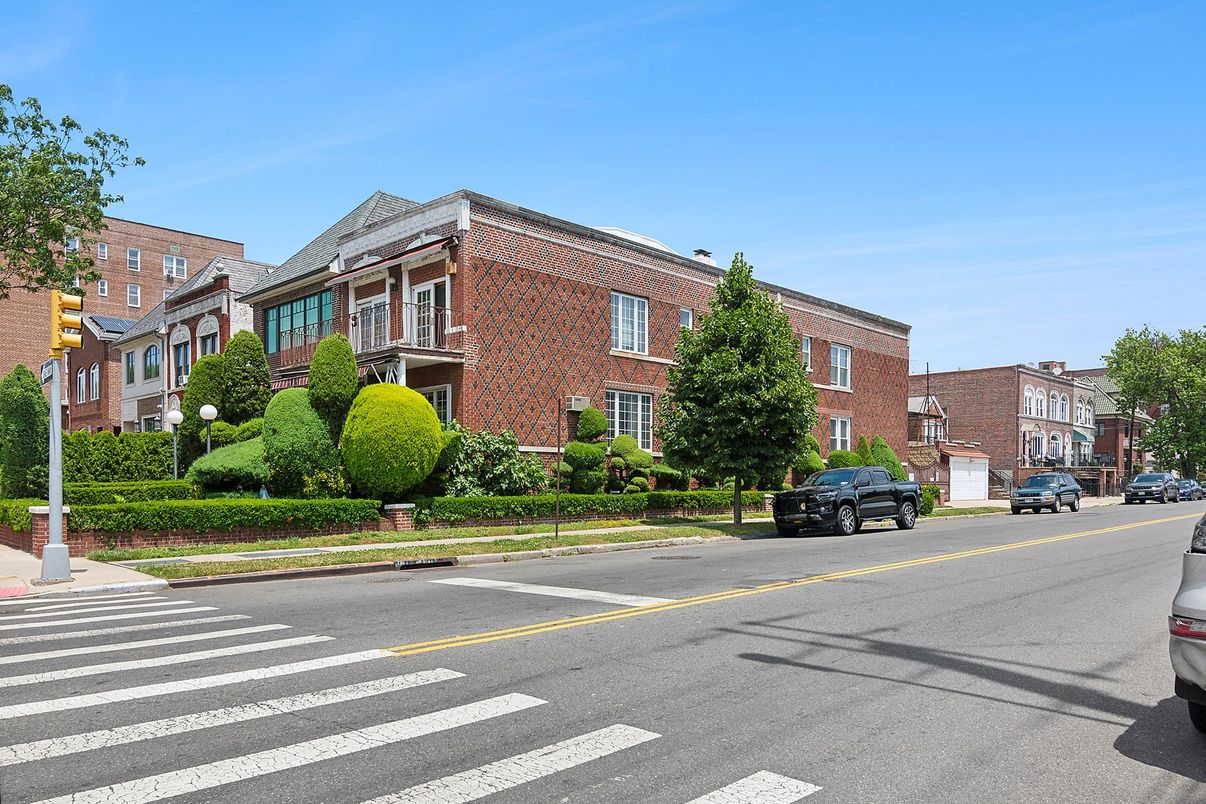 Exterior, Facade, Brick Facade, Condo Building