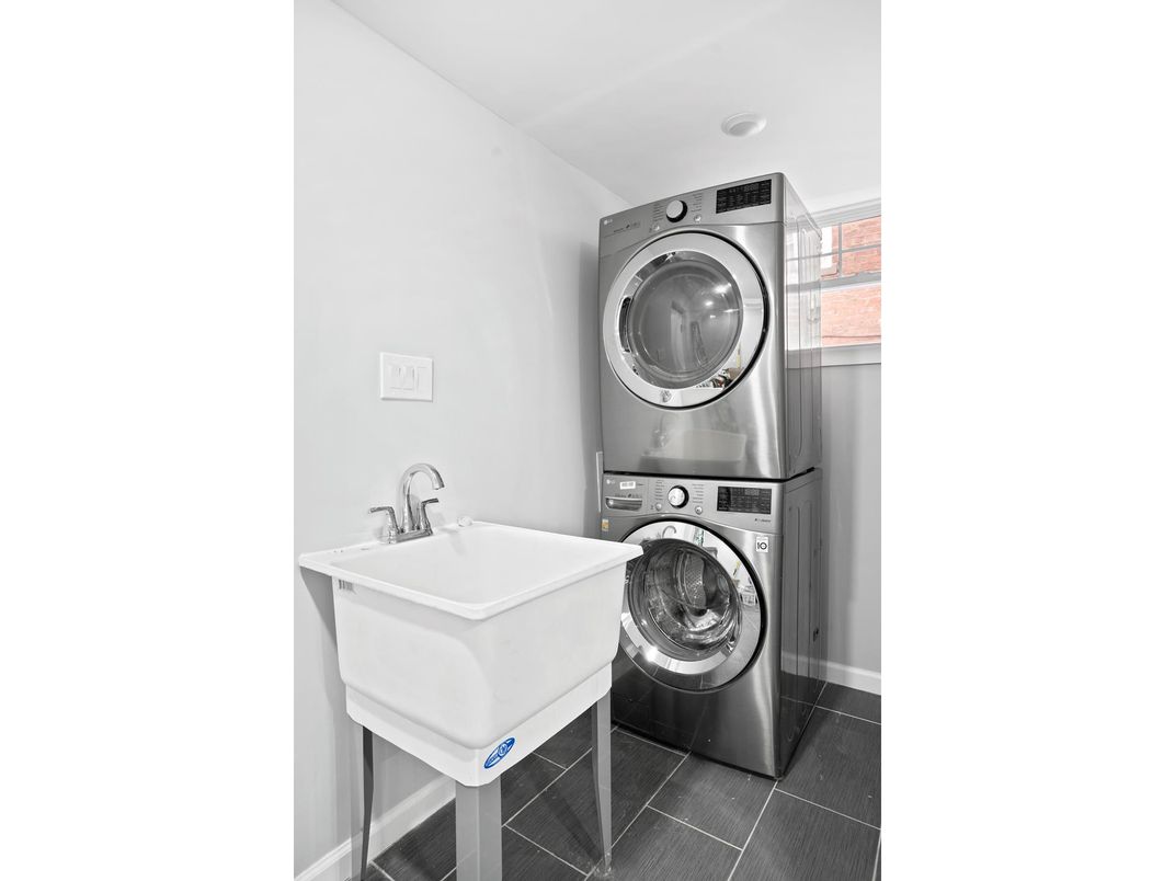 Interior, Utility Closets, Washer