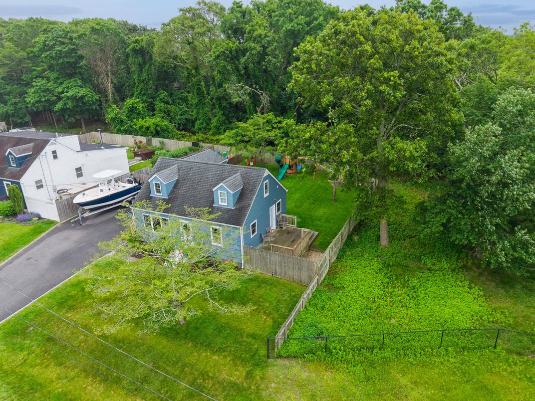 DE Listing image placeholder