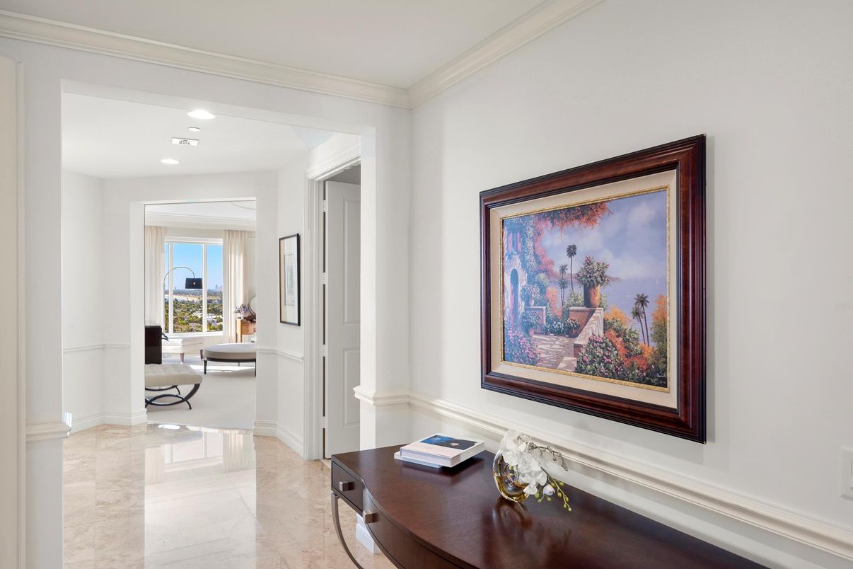 Interior, Marble, Recessed Lighting