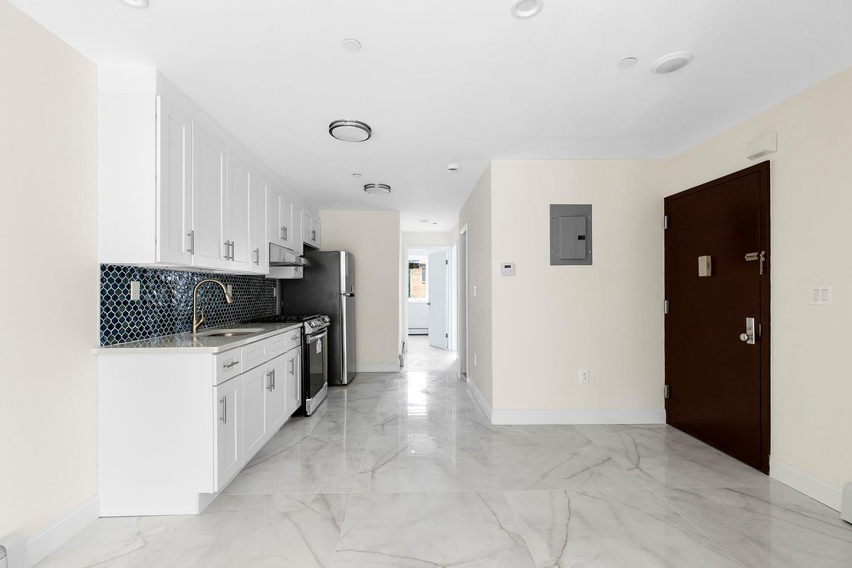 Interior, Kitchen, Marble, Recessed Lighting
