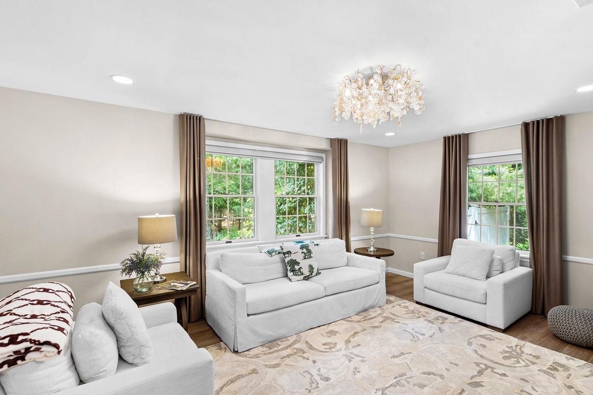 Chandelier, Interior, Living room, Recessed Lighting, Wood Texture Flooring