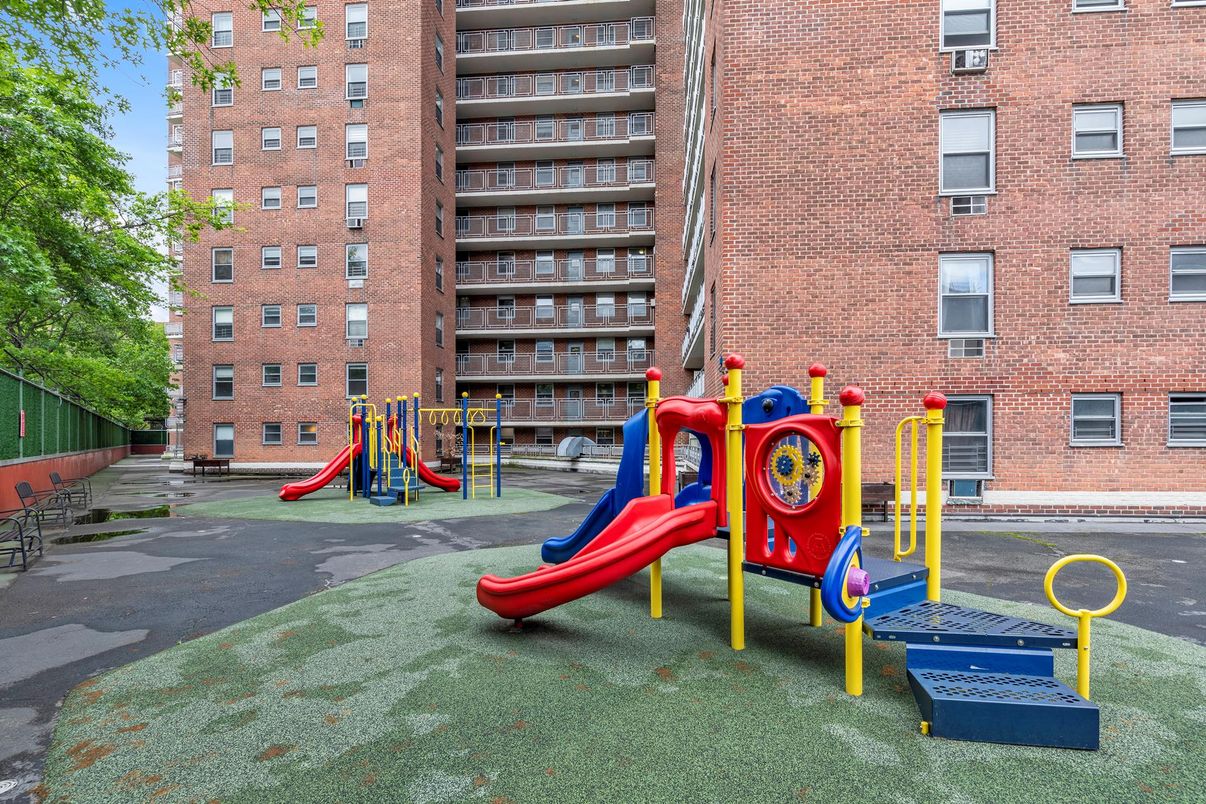 Backyard, Exterior, Playground