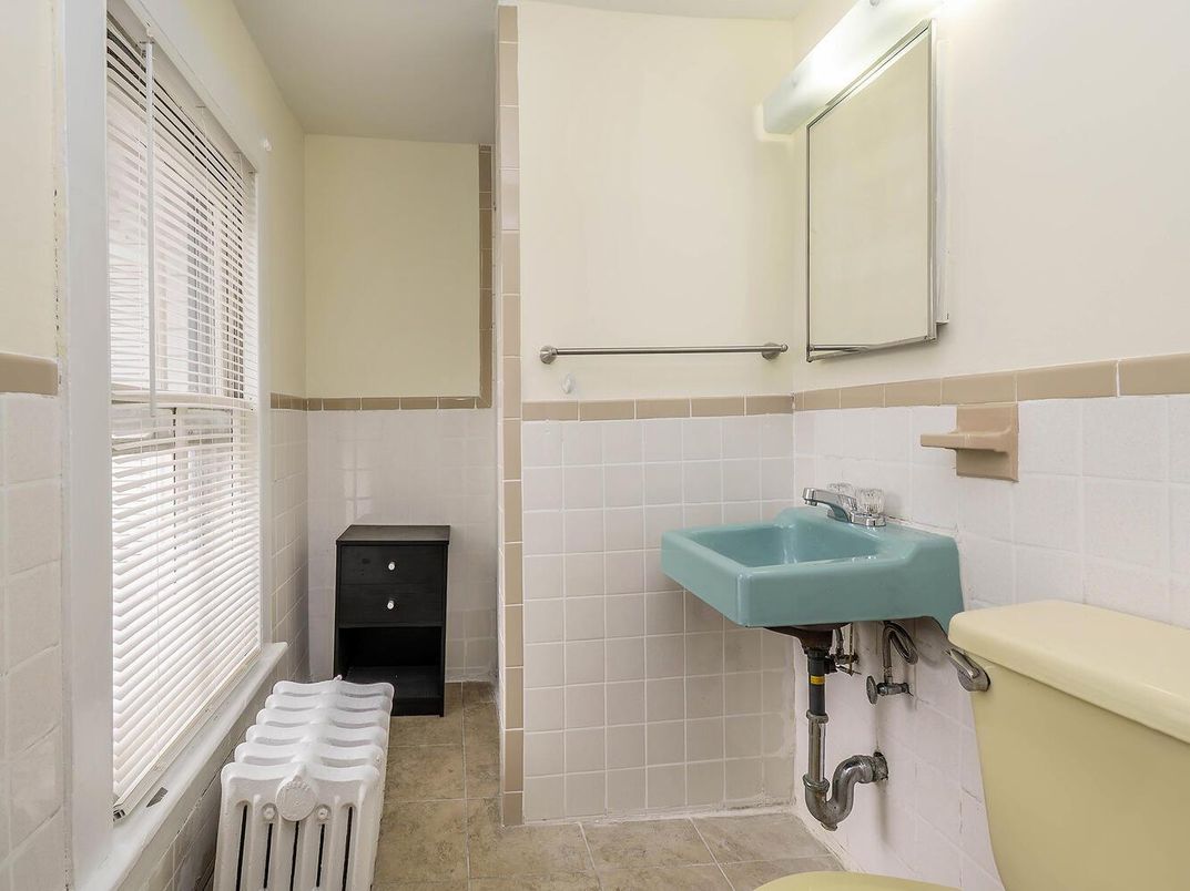 DE Listing image placeholder