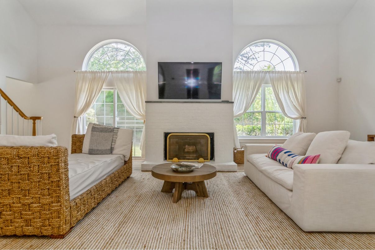 Fireplace, Interior, Living room