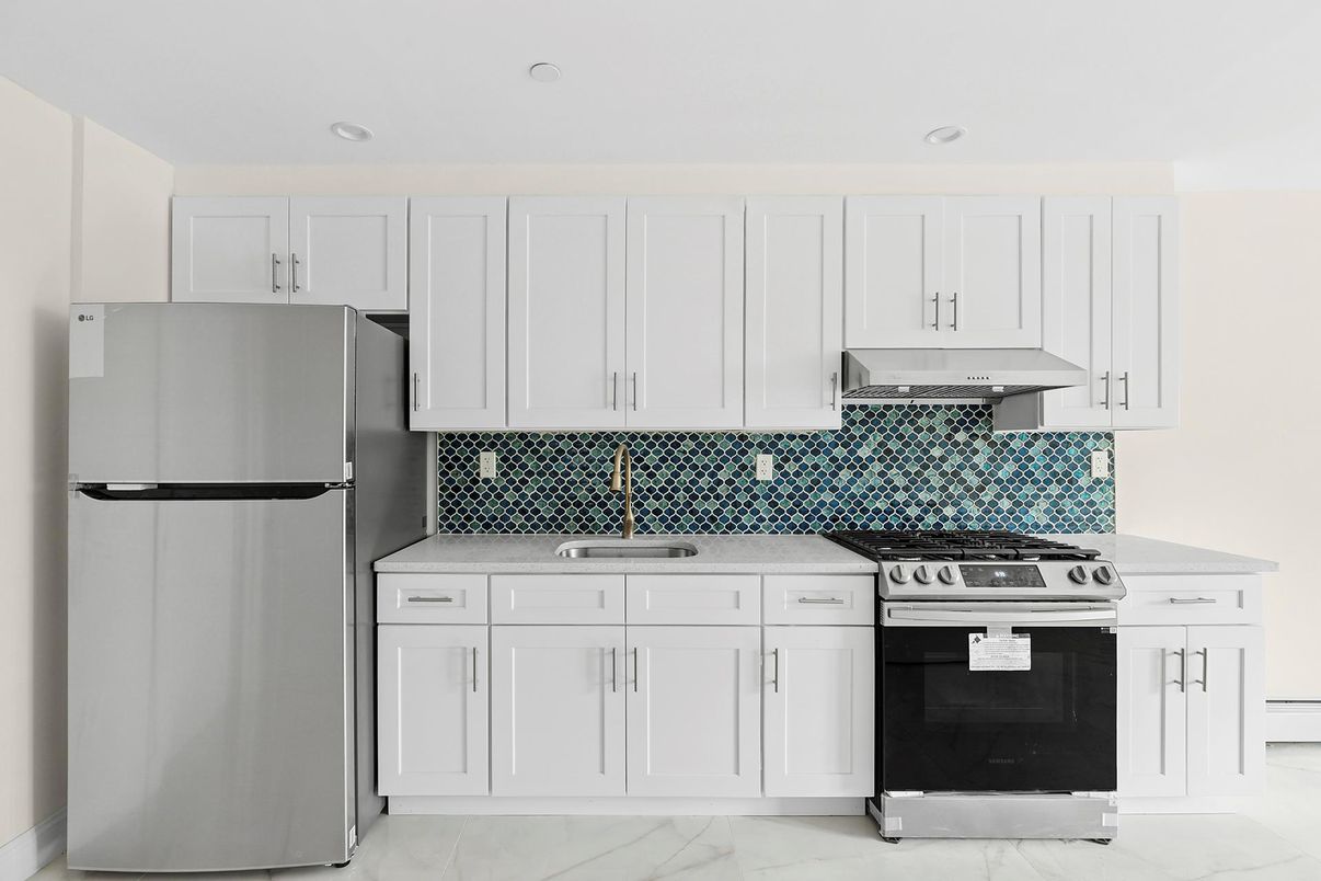 Interior, Kitchen, Marble, Recessed Lighting